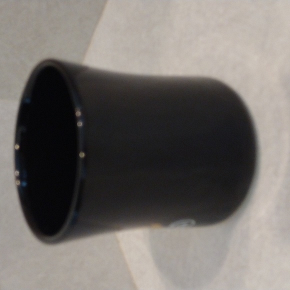 Red Shed coffee mug. - Picture 3 of 8